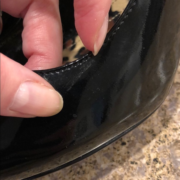 Tahari Black Peep Toe Heels Size 7.5 - Picture 3 of 16